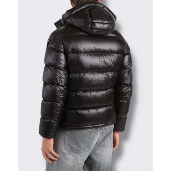 30979245_1200_C Blauer Bomber