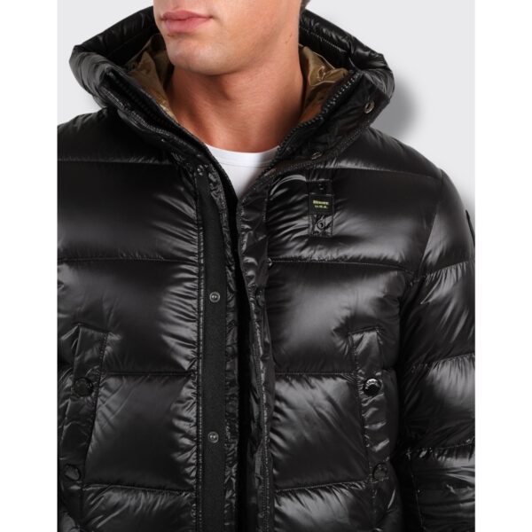 30979245_1200_D Blauer Bomber